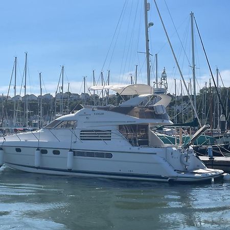 Отель Tranquility Yachts -A 52Ft Motor Yacht With Waterfront Views Over Plymouth. Экстерьер фото