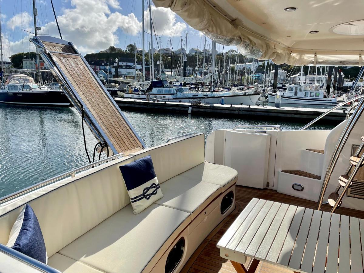 Отель Tranquility Yachts -A 52Ft Motor Yacht With Waterfront Views Over Plymouth. Экстерьер фото